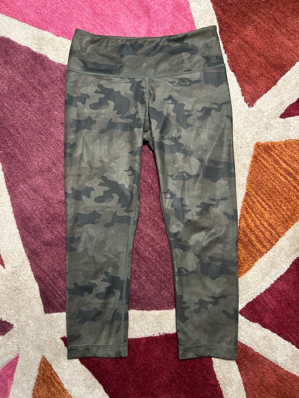 Lululemon Wunder Under Crop Size 4